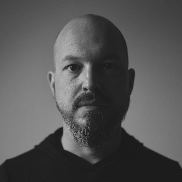 Portrait of Dr. Leif Singer